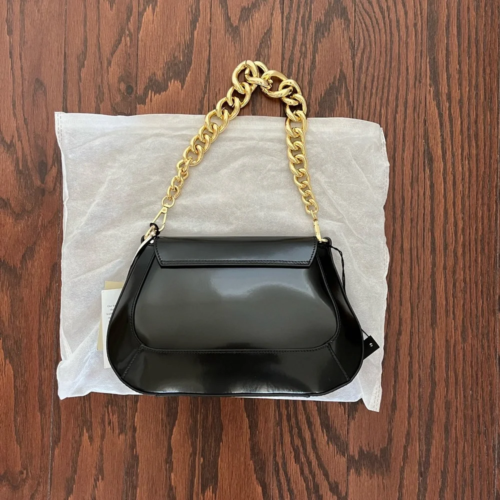 Claudia Firenze Leather Purse with Chain - Picture 2 of 6